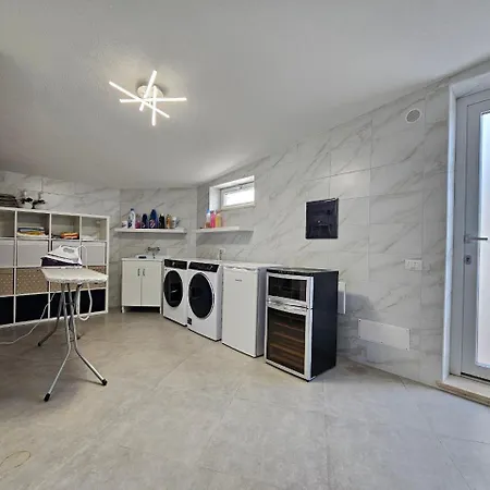 Alba Βίλα Torre delle Stelle