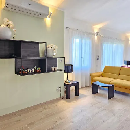 Alba Βίλα Torre delle Stelle