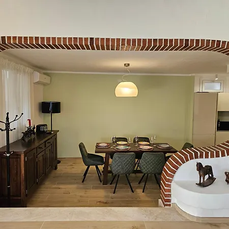 Βίλα Alba Torre delle Stelle