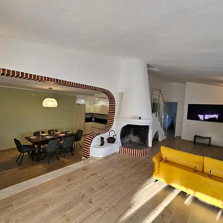 Alba Villa Torre delle Stelle