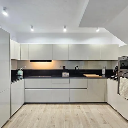 فيلة Alba توري ديل ستيل