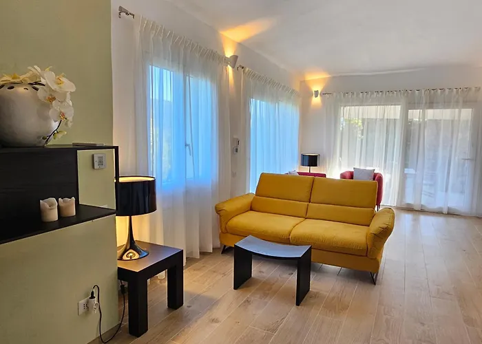 Alba Villa Torre delle Stelle